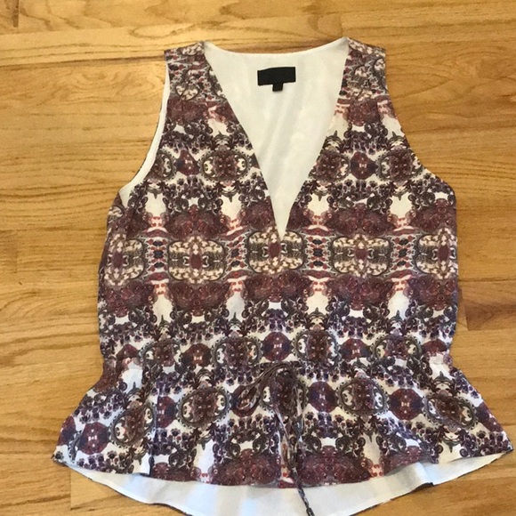 INTERMIX Silk blouse. - Picture 1 of 3